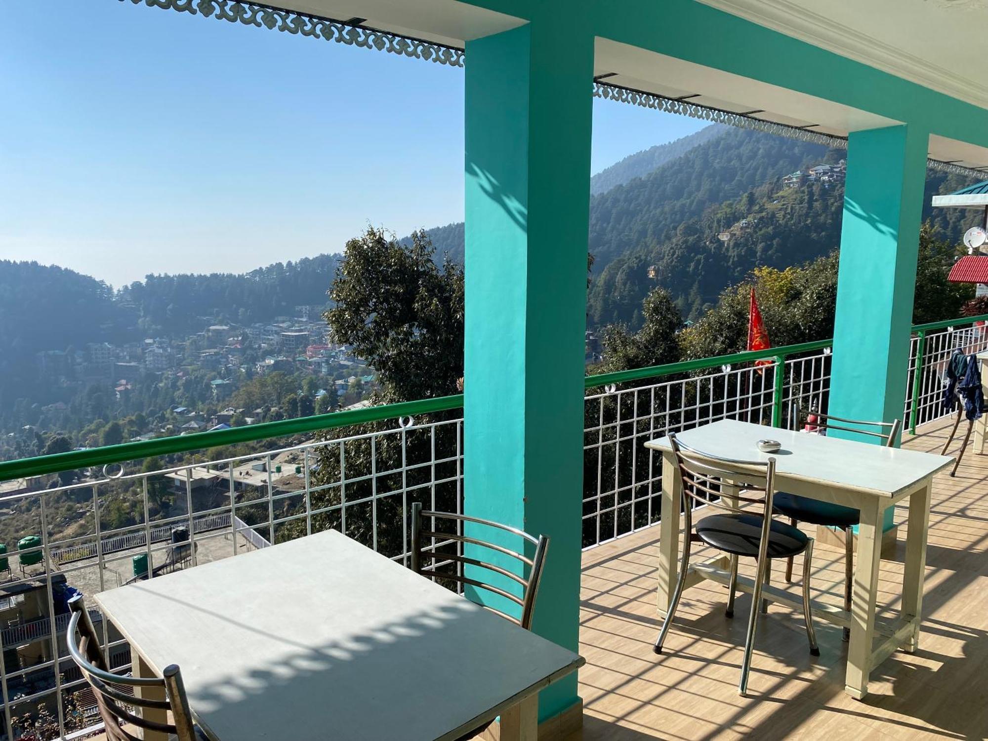 Jagatram Niwas Guesthouse Dharamkot Дармсала Екстер'єр фото