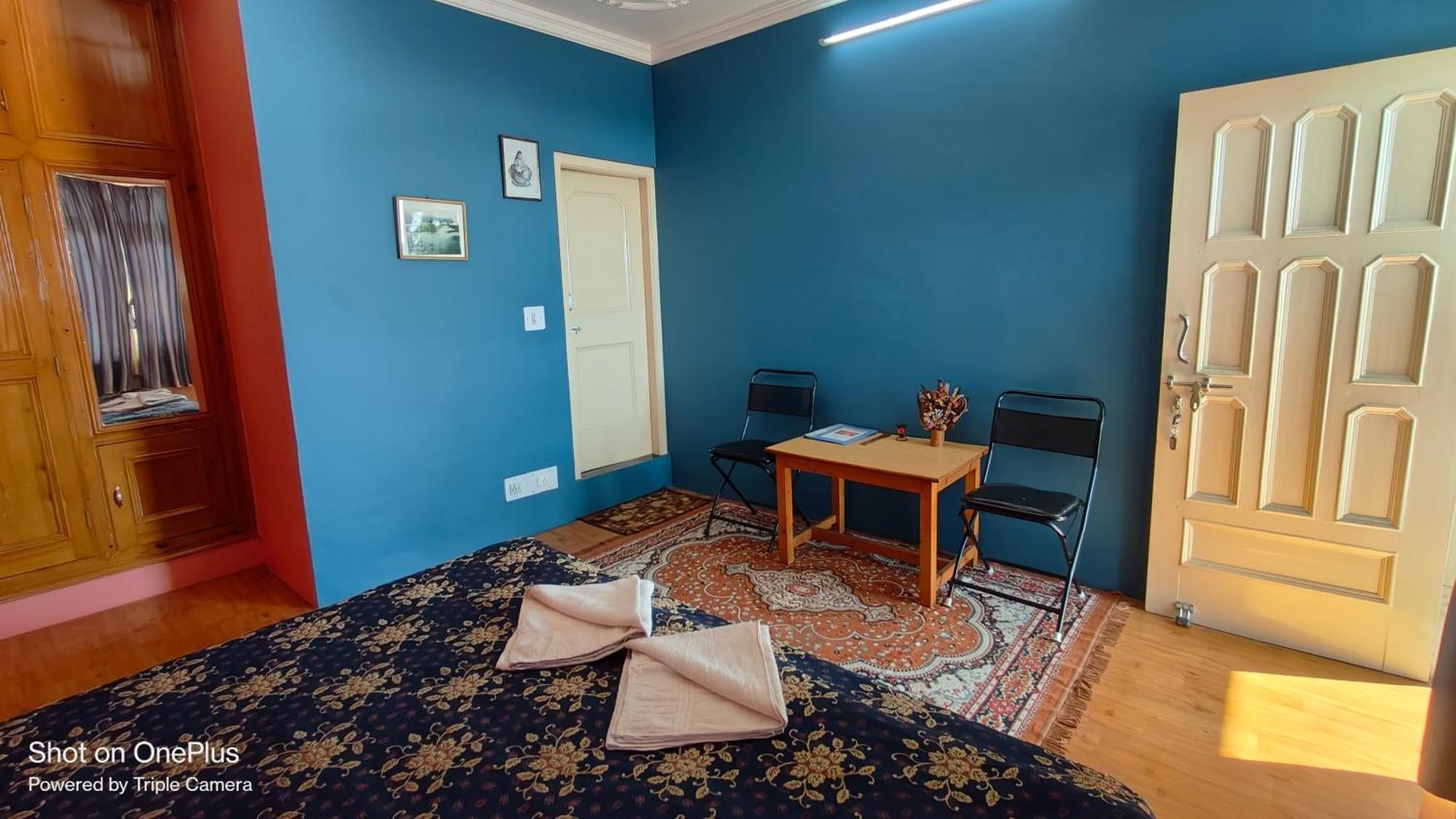 Jagatram Niwas Guesthouse Dharamkot Дармсала Екстер'єр фото